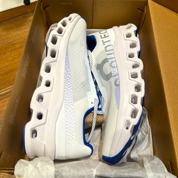 New CloudMaster On shoes - Picture 1 of 8
